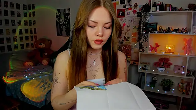 Snapshot of AkiraKatsu chatting on February 7, 2026, 11:03 am AkiraKatsu online show from February 7, 2026, 11:03 am