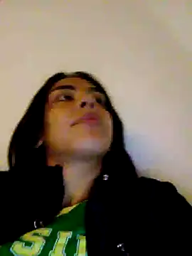 Snapshot of Alisson_420 chatting on October 5, 2025, 6:12 am Alisson 420 online show from October 5, 2025, 6:12 am