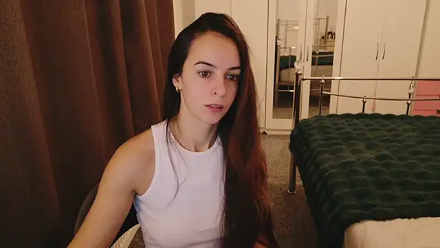 karlaolivia online show from November 20, 2025, 8:47 am