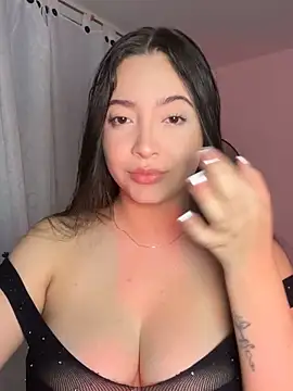 Snapshot of NathRossi chatting on October 18, 2025, 1:41 am NathRossi online show from October 18, 2025, 1:41 am