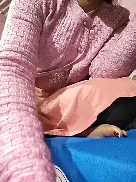 Snapshot of Kashish_SC chatting on January 15, 2025, 4:43 pm Kashish SC online show from January 15, 2025, 4:43 pm