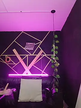 Gelena Black online show from November 5, 2025, 12:49 pm