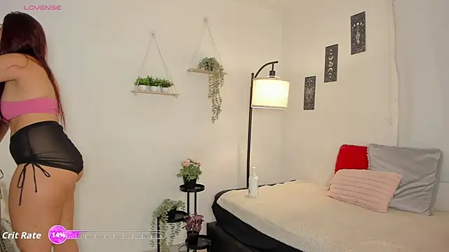 Snapshot of sara_sweet9 chatting on September 24, 2025, 11:08 pm sara sweet9 online show from September 24, 2025, 11:08 pm