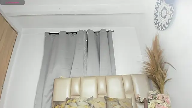 Soy Bella online show from December 16, 2025, 11:54 pm