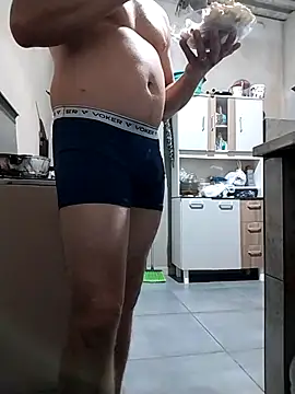 LOIROGOSTOSO87 online show from March 11, 2025, 10:20 pm