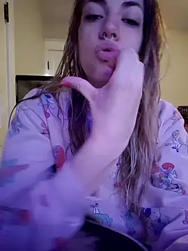 Snapshot of KSwonderland6 chatting on February 14, 2025, 5:57 pm KSwonderland6 online show from February 14, 2025, 5:57 pm