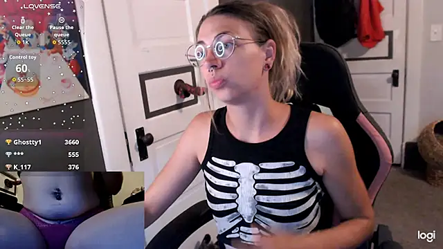 Snapshot of KSwonderland6 chatting on September 9, 2025, 3:17 am KSwonderland6 online show from September 9, 2025, 3:17 am