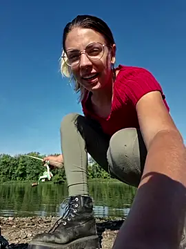 Snapshot of KSwonderland6 chatting on September 30, 2025, 2:55 pm KSwonderland6 online show from September 30, 2025, 2:55 pm