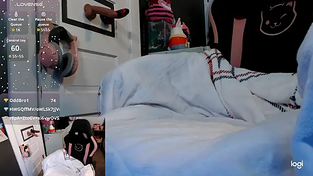 Snapshot of KSwonderland6 chatting on December 2, 2025, 5:41 pm KSwonderland6 online show from December 2, 2025, 5:41 pm