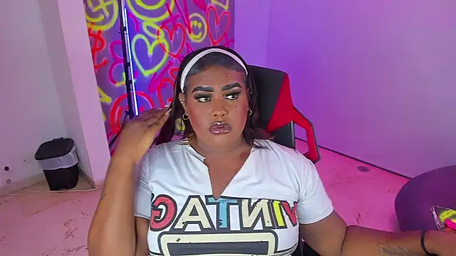 Snapshot of GEANNAROSE chatting on January 15, 2026, 6:29 am GEANNAROSE online show from January 15, 2026, 6:29 am