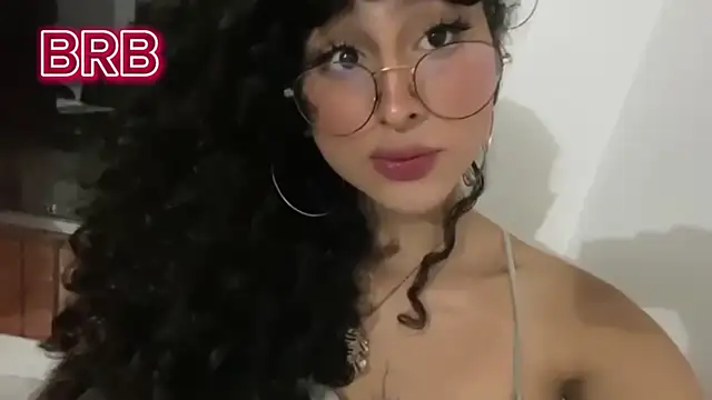 Snapshot of Heka_Prudence chatting on February 13, 2025, 4:22 am Heka Prudence online show from February 13, 2025, 4:22 am