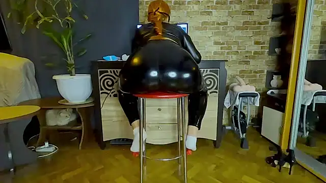 Snapshot of JosephinaBlack chatting on February 22, 2026, 3:18 am JosephinaBlack online show from February 22, 2026, 3:18 am