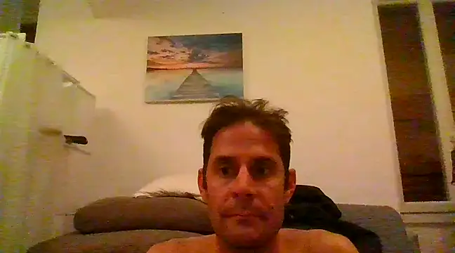 Vespa Crabo online show from February 16, 2025, 11:59 pm