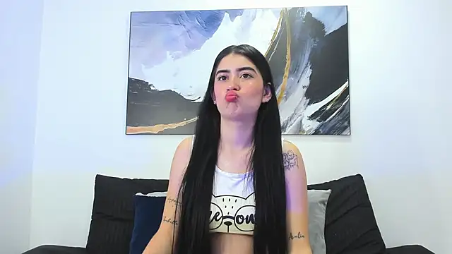Mariia Cooper1 online show from December 6, 2024, 2:38 pm