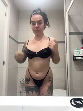 Snapshot of yorkshiregal chatting on December 6, 2024, 7:10 am yorkshiregal online show from December 6, 2024, 7:10 am