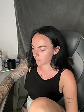 Snapshot of yorkshiregal chatting on October 22, 2025, 8:19 pm yorkshiregal online show from October 22, 2025, 8:19 pm