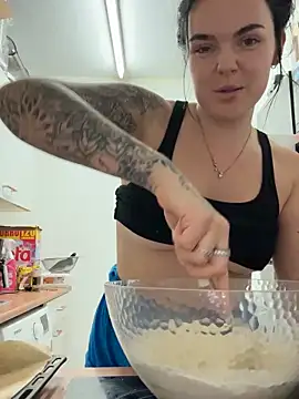 Snapshot of yorkshiregal chatting on November 11, 2025, 8:09 pm yorkshiregal online show from November 11, 2025, 8:09 pm