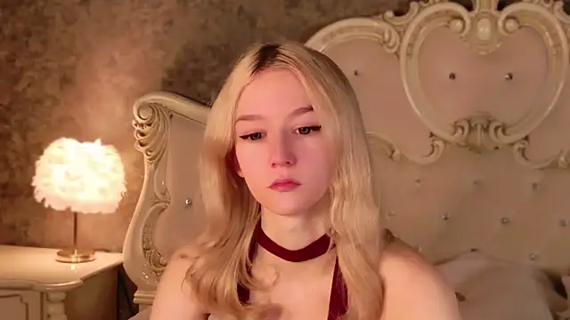 Snapshot of NaomiLoys chatting on February 7, 2026, 11:14 am NaomiLoys online show from February 7, 2026, 11:14 am