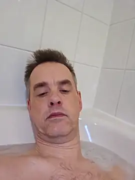 Hectorthyssen1 online show from February 24, 2025, 8:03 pm