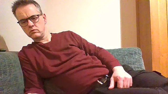 Hectorthyssen1 online show from February 24, 2025, 11:09 pm