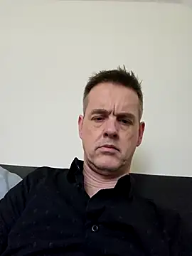 Hectorthyssen1 online show from March 3, 2025, 3:53 pm