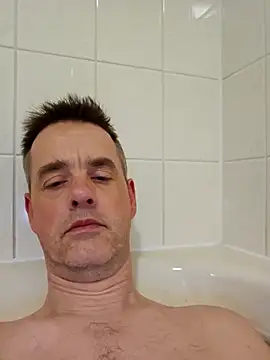 Hectorthyssen1 online show from March 3, 2025, 7:28 pm