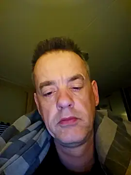 Hectorthyssen1 online show from March 15, 2025, 6:25 am