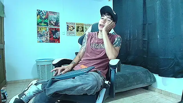 Zacktk7 online show from February 13, 2025, 3:14 pm