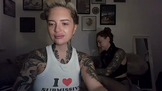 Alexandersonxo online show from December 15, 2025, 8:07 am