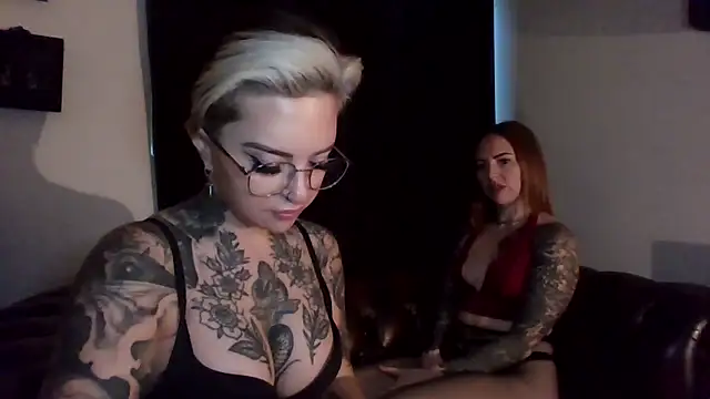 Snapshot of Alexandersonxo chatting on December 18, 2025, 8:31 am Alexandersonxo online show from December 18, 2025, 8:31 am