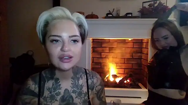 Snapshot of Alexandersonxo chatting on January 12, 2026, 8:41 am Alexandersonxo online show from January 12, 2026, 8:41 am