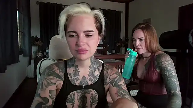 Snapshot of Alexandersonxo chatting on March 4, 2026, 6:08 am Alexandersonxo online show from March 4, 2026, 6:08 am