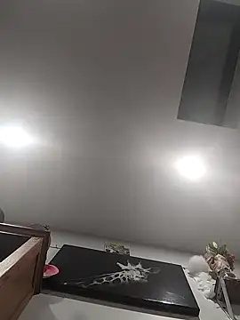 Snapshot of kinkyandmarried chatting on February 15, 2025, 1:16 pm kinkyandmarried online show from February 15, 2025, 1:16 pm