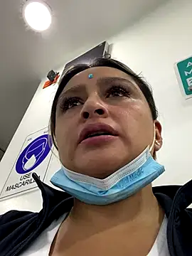 Keittly  online show from November 1, 2025, 1:57 pm