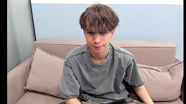 Im Shine Guy online show from October 16, 2025, 1:50 am