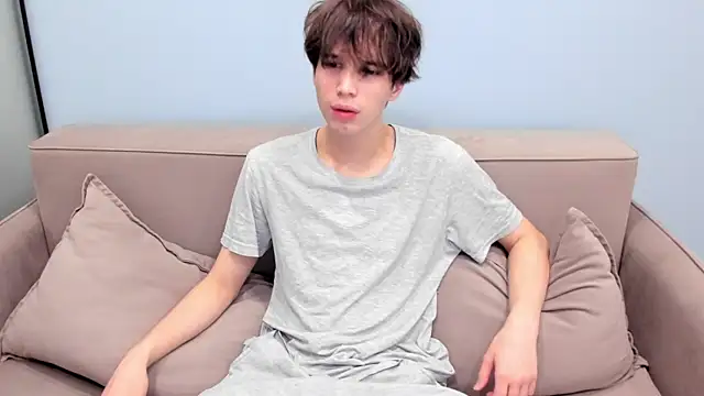 Im Shine Guy online show from November 29, 2025, 8:23 pm