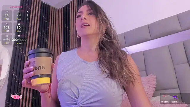 Snapshot of vivianne_scott chatting on November 19, 2025, 12:05 pm vivianne scott online show from November 19, 2025, 12:05 pm