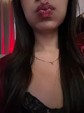 Lolitacooper online show from May 27, 2026, 7:44 pm