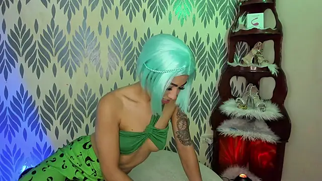 AndreaVelasco online show from February 19, 2025, 8:31 pm