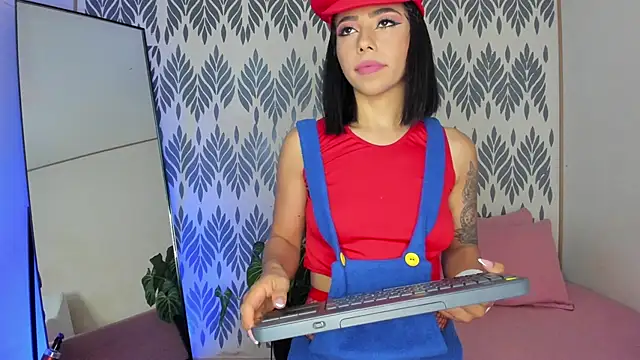 AndreaVelasco online show from March 10, 2025, 9:29 pm