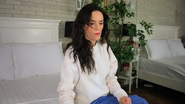 Snapshot of CarlaWhite chatting on January 16, 2026, 4:38 am CarlaWhite online show from January 16, 2026, 4:38 am