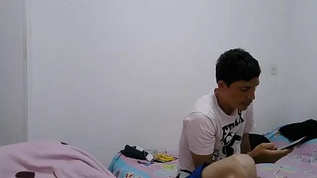 luxandracon23 online show from February 23, 2026, 1:08 pm