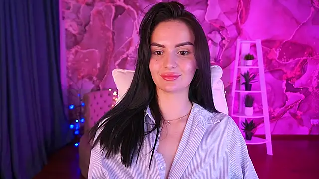 MilashaLovely online show from November 18, 2025, 7:35 am