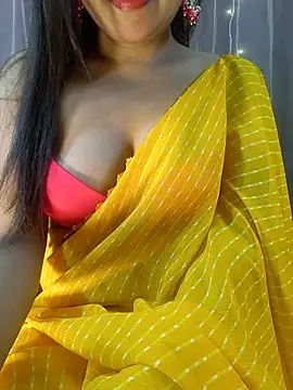 Snapshot of deslisexpriya chatting on February 17, 2026, 10:38 pm deslisexpriya online show from February 17, 2026, 10:38 pm