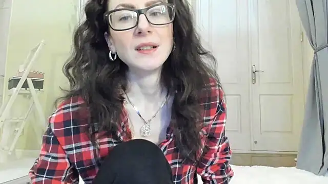 Snapshot of Baby_Jewel chatting on January 9, 2025, 1:13 pm Baby Jewel online show from January 9, 2025, 1:13 pm