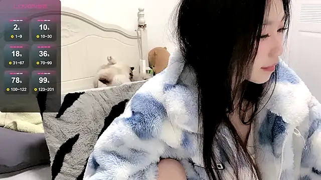 MMiao-66u online show from February 9, 2025, 4:29 pm