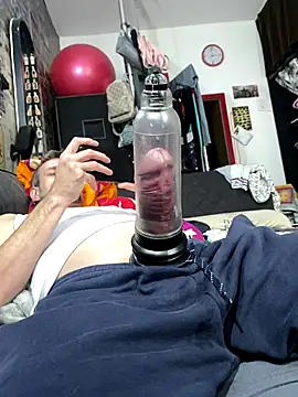 Snapshot of Gilgamesch1704 chatting on October 27, 2025, 1:59 pm Gilgamesch1704 online show from October 27, 2025, 1:59 pm