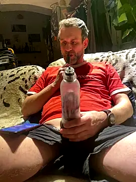 Gilgamesch1704 online show from October 30, 2025, 12:56 am