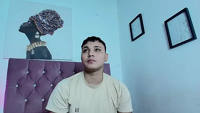 Snapshot of couple_lovelyds chatting on October 25, 2025, 8:58 pm couple lovelyds online show from October 25, 2025, 8:58 pm