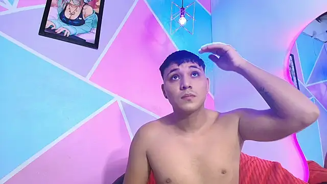 Snapshot of couple_lovelyds chatting on November 14, 2025, 8:40 pm couple lovelyds online show from November 14, 2025, 8:40 pm